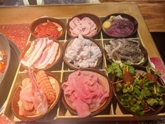 -赵美丽·重庆社区火锅·直营店(火车东站·中豪国际店)