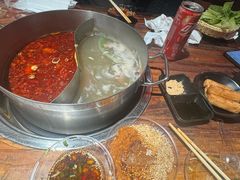 -乐山串串香老火锅(鼓楼店)