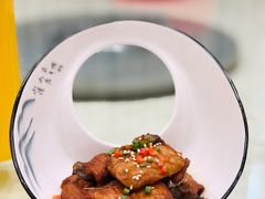 熏鱼烧素鸡-新长岭大酒店酒楼