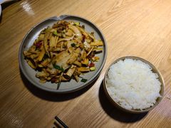 -米一仙·成都小碗菜(东万达店)