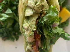 香草鸡肉拉法卷-wagas(暖山店)