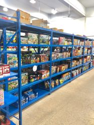 -逝水玩具折扣店