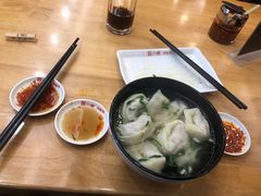 -小姜锅贴(凤凰街店)