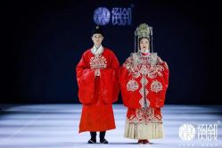 -艾朵婚纱