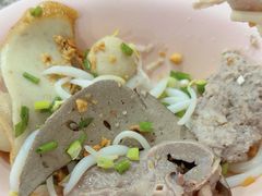 -榮泰米粉湯(Left Shop)