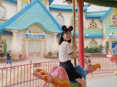 -七彩云南欢乐世界