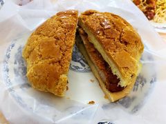 猪扒菠萝包-渔记茶餐厅(渔村店)