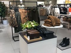 -H&M(星河城店)