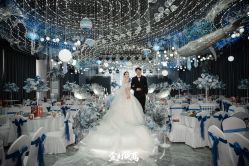 -禕·愫白婚纱商店