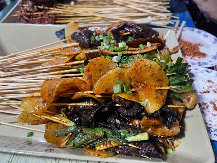 英子油炸(乐山旗舰店)-"酒店在附近,就选了个就近的油炸店,英子油.