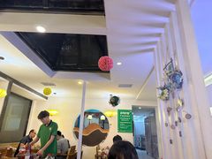 -毛辣果·贵州红酸汤牛肉火锅(西单店)
