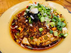 -拈签一笑黄牛肉辣卤串串