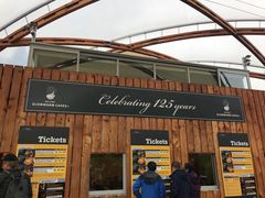 -怀托摩萤火虫洞