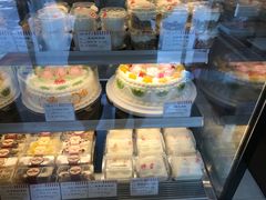 -红宝石·鲜奶小方·海派西点房(浦三店)