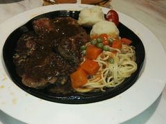 凯撒大帝牛排-豪客来牛排(中央花苑店)