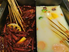 养生大骨鸳鸯锅-串天下串串香(宽窄巷子店)