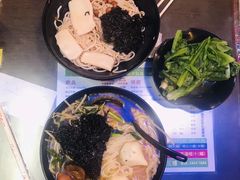 -星林居酸辣米线餐厅
