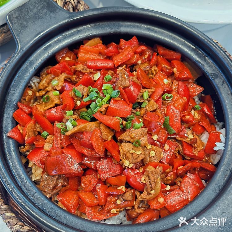 今天吃完明天还想吃的正宗湘菜馆,那叫一个香