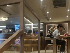 -霸王茶姬(上海恒基名人店)