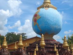 -一寨两国风景区
