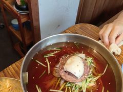 -明洞阿姨·韩式酱蟹烤肉·创意料理(三元桥店)