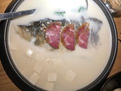 鱼头豆腐汤-金牌外婆家(苏州中心店)