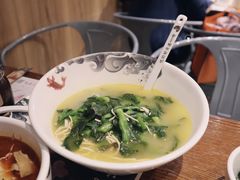 豆丝菜尖-渝是乎川渝小炒(新世界百货望京店)