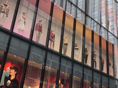 -优衣库(深圳万象天地旗舰店)