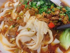 -呷佬·长沙手工米粉(金沙江路店)
