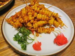 -临界音乐酒馆·小龙虾·江湖菜(华熙LIVE·鱼洞店)