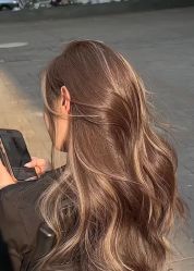 -BULB STUDIO 巴柏明星发型工作室