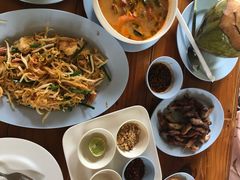 烤猪颈肉-Ruam Saep Yok Khok Som Tam