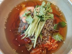 -小董哥烤串·爆汁大油边(故宫店)