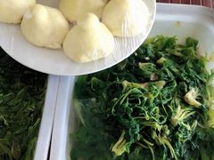 -华龙特色大骨鸡农家菜馆