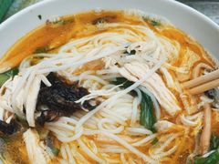 -越洋肖氏老米线(杨家坪店)