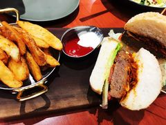 墨西哥风味牛小排配夏巴塔-魏斯理汉堡(西安沣东吾悦店)