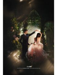 -雪中彩影婚纱摄影·微光艺术中心