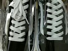 -京伟修鞋洗鞋奢侈品皮具护理店