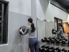 -帕瑞斯女子塑形健身(集美店)