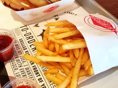 -FATBURGER 特富客汉堡(外交公寓店)