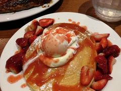 -Pancakes on the rocks(Darling Harbour)