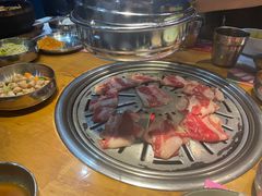 -老炉家木炭烤肉(长江国际店)