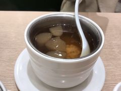 无花果雪梨炖猪展-佰搭果·广式茶餐厅(西华路店)