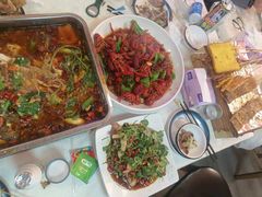 -海盗船. 龙虾烧烤. 酒馆