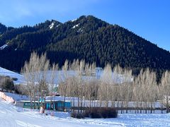 -丝绸之路山地度假区滑雪场