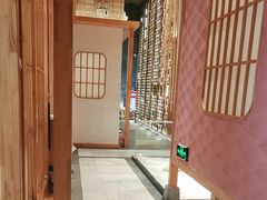 -花和海鲜自助(梅江店)