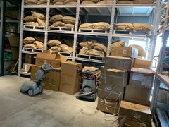 面包甜点陈列柜-来回·咖啡(钟村咖啡豆店)