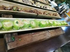 -胡须哥网红竹筒菜