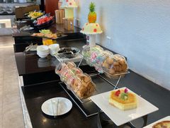-华强广场酒店-椰香高空自助餐厅