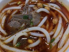-覃肥叔桂林米粉(粮道街店)